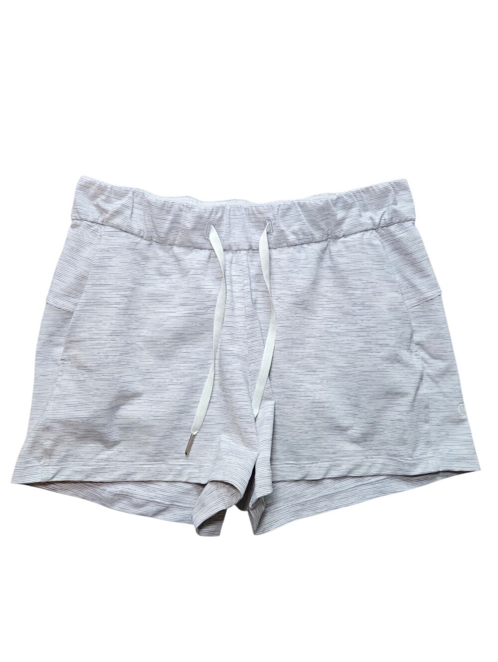Lululemon On The Fly Short 2.5" - Wee Are From Space Nimbus Battleship
